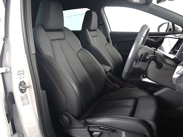 Q4 e-tron40 アドバンスド