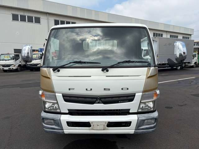 ☆外装洗車・内装クリーニング済み!!☆日本全国納車いたします。☆ドラレコ・バックカメラ・ETC取付も別途料金にて対応しております。☆足回り分解整備・タイヤ交換なども別途料金にて対応可能!!