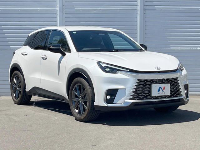 �������x�̃K���X�疌�ŝ����͂������A�㎿�ȃc���E����������B���O����_���J�����؂Ȉ��Ԃ�ی삵�A�F�����E�򉻂�h�~�B�u�e�X�v���b�V���R�[�g�v�A�u�e�v���~�b�T�R�[�g�v���炨�I�т��������܂��B