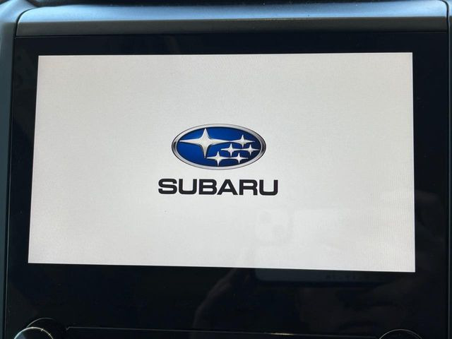 【純正ナビ】人気の純正ナビを装備。オーディオ機能も充実しており、Bluetooth接続すればお持ちのスマホやMP3プレイヤーの音楽を再生可能!毎日の運転がさらに楽しくなります!!