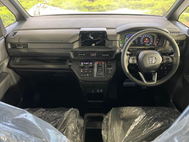 ステップワゴン2.0 e:HEV スパーダ