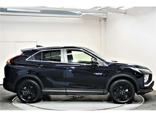 エクリプスクロスPHEV 2.4 ブラック エディション 4WD