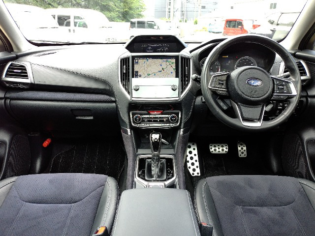 フォレスター1.8 スポーツ 4WD