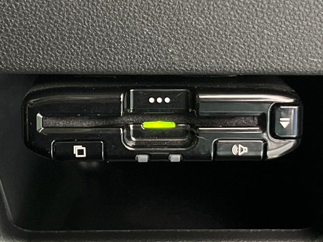【ETC】高速道路の料金所をストレスなく通過!話題のスポットやサービスエリアに多い「スマートIC」利用時は必須のアイテムです。当店でセットアップを実施、ご納車当日からすぐにご利用いただけます!