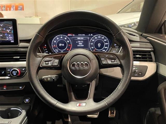 A5スポーツバック2.0 TFSI クワトロ スポーツ 4WD