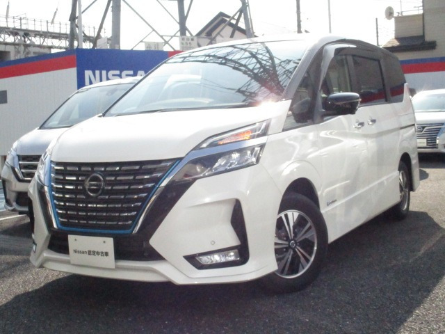 セレナ1.2 e-POWER ハイウェイスターV
