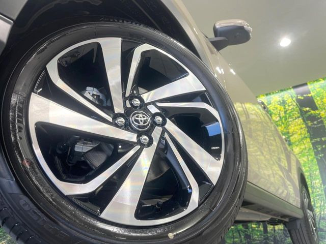 �y����17�C���`�A���~�z�C�[���z�O�ςɃ}�b�`���������A���~�z�C�[���𑕒����Ă���܂��B�e��ЊO�A���~�z�C�[����A�X�^�b�h���X�^�C�����戵�����Ă���܂��B���񂲑��k����������