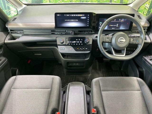 セレナ1.4 e-POWER ハイウェイスターV