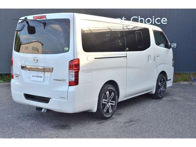 NV350キャラバン2.5 プレミアムGX ロング クロムギアパッケージ バージョンブラック ディーゼル 4WD