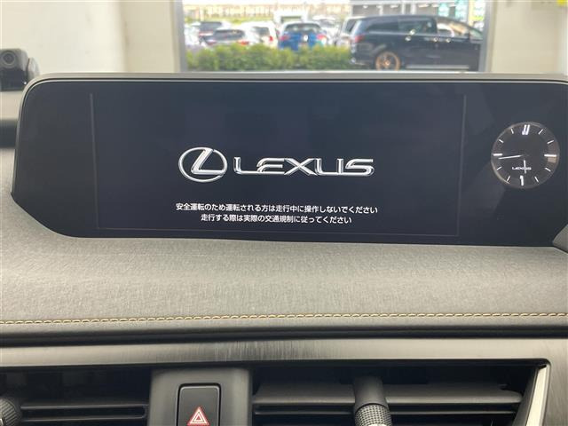 UX250h バージョンL