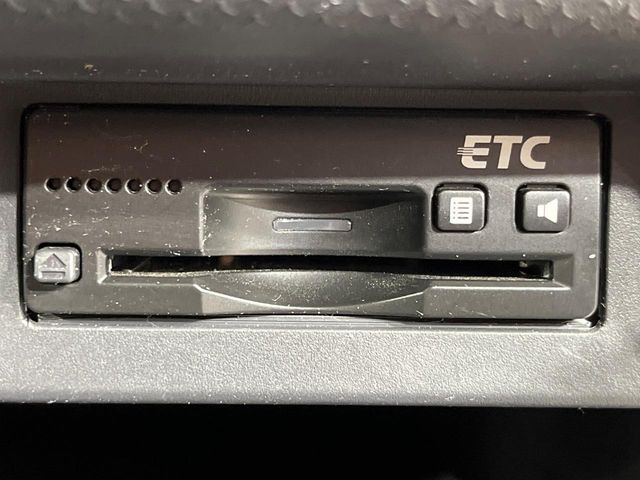 【ETC】高速道路の料金所をストレスなく通過!話題のスポットやサービスエリアに多い「スマートIC」利用時は必須のアイテムです。当店でセットアップを実施、ご納車当日からすぐにご利用いただけます!