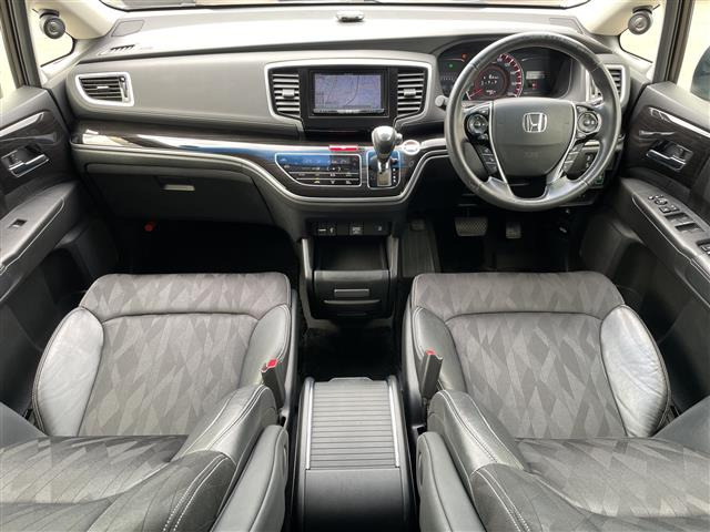 オデッセイ2.4 アブソルート EX ホンダ センシング 4WD