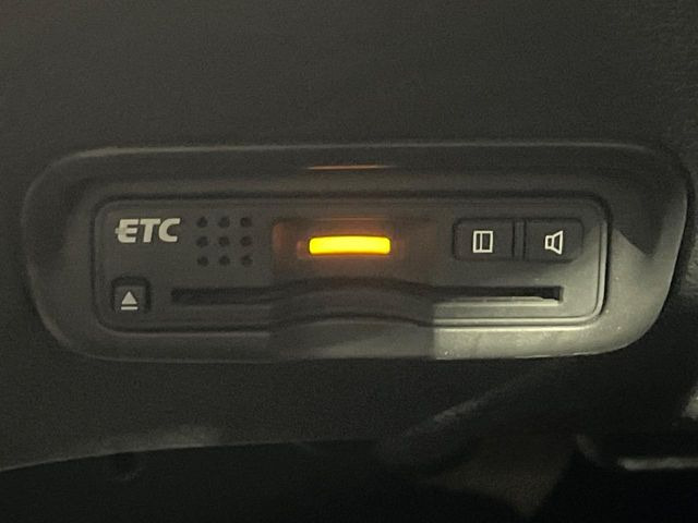 【ETC】高速道路の料金所をストレスなく通過!話題のスポットやサービスエリアに多い「スマートIC」利用時は必須のアイテムです。当店でセットアップを実施、ご納車当日からすぐにご利用いただけます!