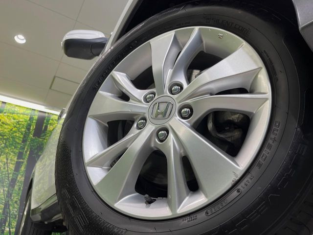 �y����16�C���`�A���~�z�C�[���z�O�ςɃ}�b�`���������A���~�z�C�[���𑕒����Ă���܂��B�e��ЊO�A���~�z�C�[����A�X�^�b�h���X�^�C�����戵�����Ă���܂��B���񂲑��k����������