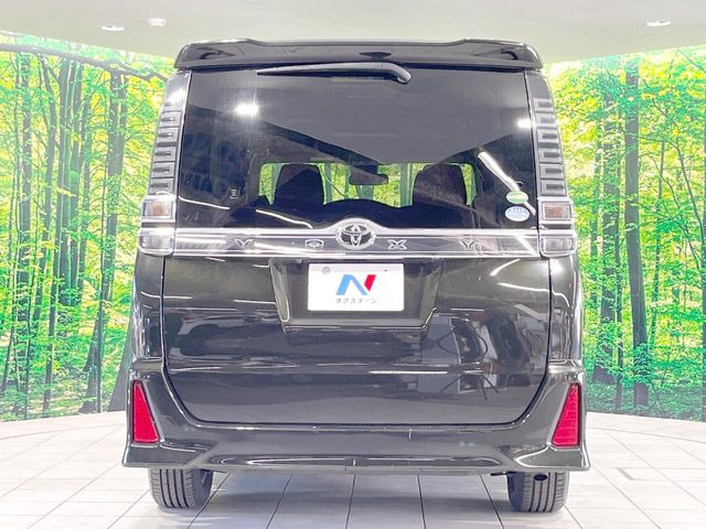 トヨタ ヴォクシー 2.0 ZS 煌 231.2万円 平成30年(2018年) 福岡県 中古