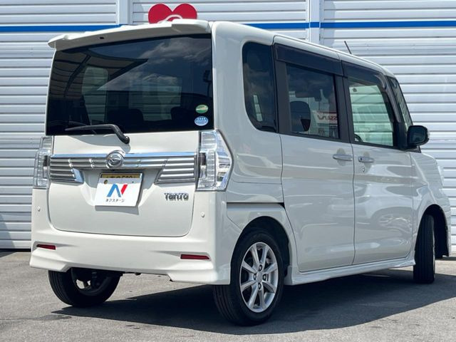 ☆全国のネクステージからお取り寄せが可能※!遠方の店舗に展示してあるクルマが気になる場合も、最寄りの店舗でご覧いただくことが可能です!是非私たちに要望をお聞かせください!※別途費用