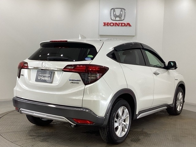 ヴェゼル1.5 ハイブリッド X ホンダセンシング 4WD