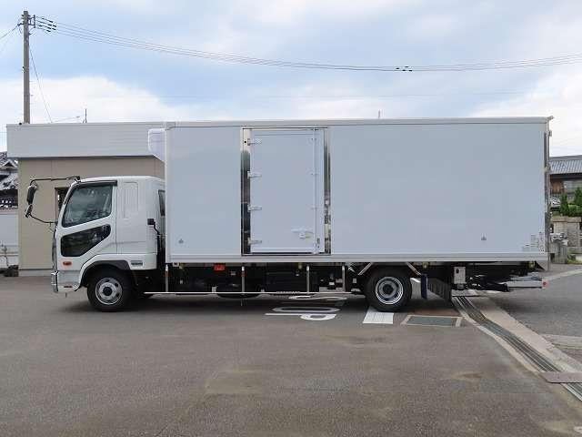 ファイター冷蔵冷凍車