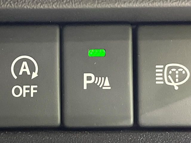 【コーナーセンサー】バンパーに付いたセンサーが障害物を検知!一定の距離に近づくとアラートで教えてくれます♪狭い駐車スペースや車庫入れ時も安心ですね☆