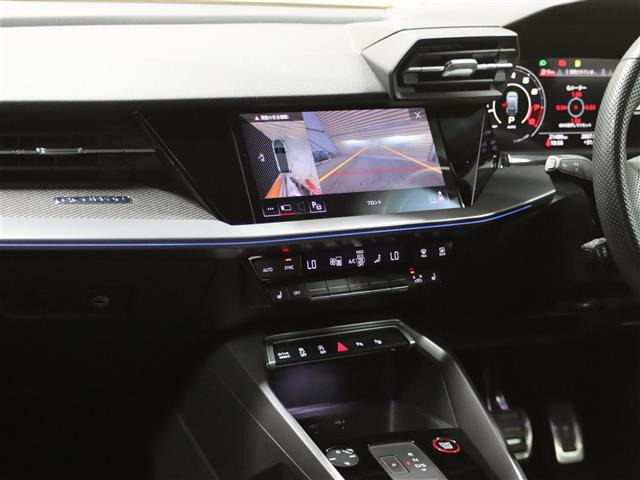 RS3スポーツバック2.5 4WD