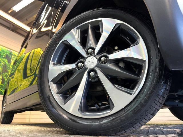 �y����15�C���`�A���~�z�C�[���z�O�ςɃ}�b�`���������A���~�z�C�[���𑕒����Ă���܂��B�e��ЊO�A���~�z�C�[����A�X�^�b�h���X�^�C�����戵�����Ă���܂��B���񂲑��k����������