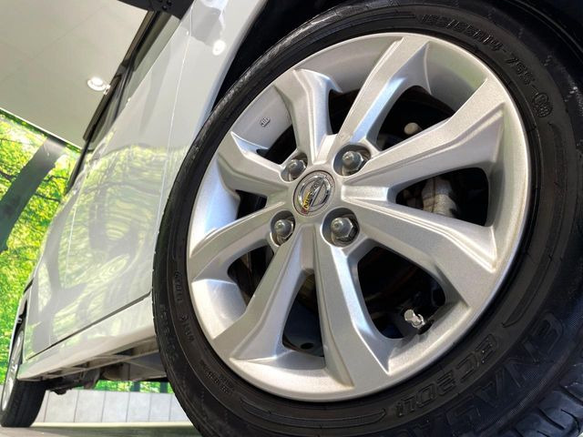 �y����14�C���`�A���~�z�C�[���z�O�ςɃ}�b�`���������A���~�z�C�[���𑕒����Ă���܂��B�e��ЊO�A���~�z�C�[����A�X�^�b�h���X�^�C�����戵�����Ă���܂��B���񂲑��k����������