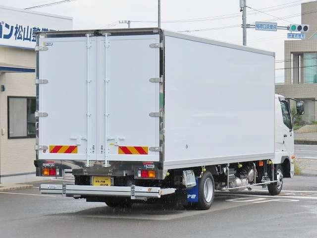 ファイター冷蔵冷凍車