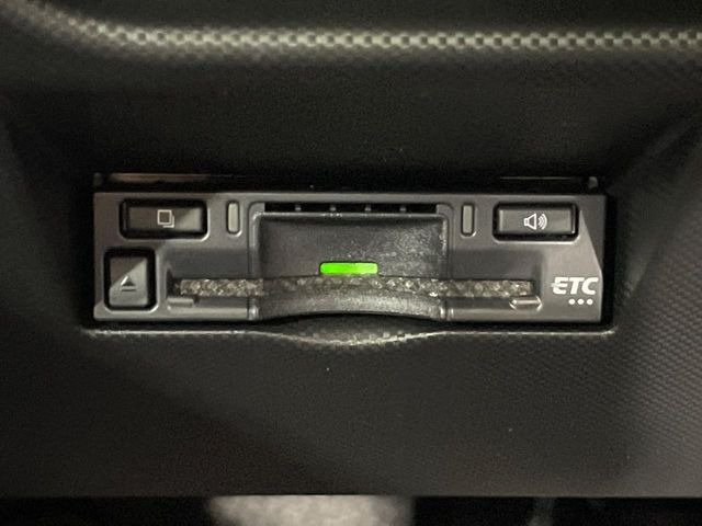 【ETC】高速道路の料金所をストレスなく通過!話題のスポットやサービスエリアに多い「スマートIC」利用時は必須のアイテムです。当店でセットアップを実施、ご納車当日からすぐにご利用いただけます!