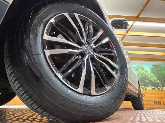 �y17�C���`�A���~�z�C�[���z�O�ςɃ}�b�`�����A���~�z�C�[���𑕒����Ă���܂��B�e��A���~�z�C�[����A�X�^�b�h���X�^�C�����戵�����Ă���܂��B���񂲑��k����������