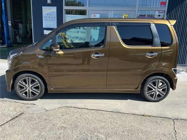 ワゴンRスティングレーハイブリッド(HYBRID) T 4WD