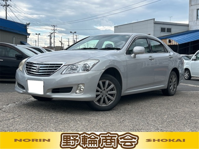 クラウン3.0 ロイヤルサルーン i-Four 4WD
