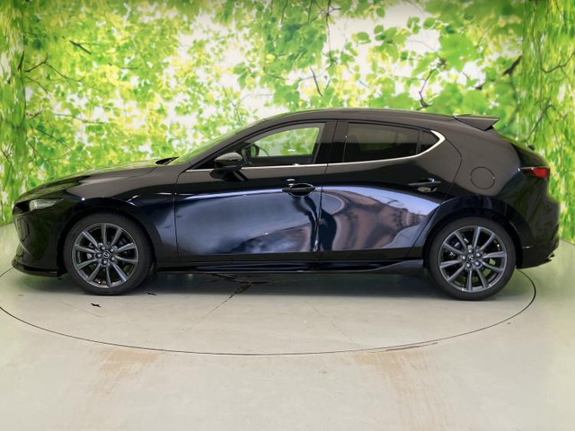 MAZDA3ファストバック2.0 20S バーガンディ セレクション