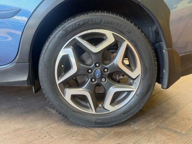 �y����18�C���`�A���~�z�C�[���z�O�ςɃ}�b�`���������A���~�z�C�[���𑕒����Ă���܂��B�e��ЊO�A���~�z�C�[����A�X�^�b�h���X�^�C�����戵�����Ă���܂��B���񂲑��k����������