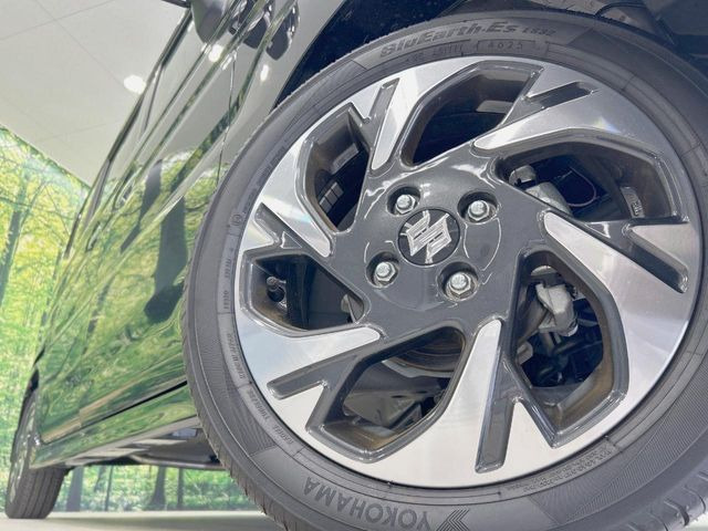 �y����15�C���`�A���~�z�C�[���z�O�ςɃ}�b�`���������A���~�z�C�[���𑕒����Ă���܂��B�e��ЊO�A���~�z�C�[����A�X�^�b�h���X�^�C�����戵�����Ă���܂��B���񂲑��k����������