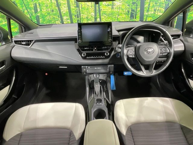 カローラツーリング1.8 ハイブリッド W×B