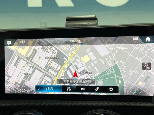 ●純正ナビ:一体感のあるナビは、高級感ある車内を演出してくれます。オーディオ機能も充実しておりますので、運転もより楽しめます♪