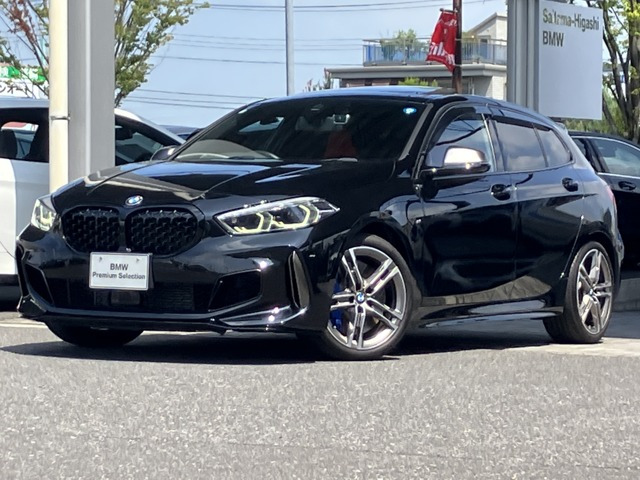 1シリーズM135i xドライブ 4WD