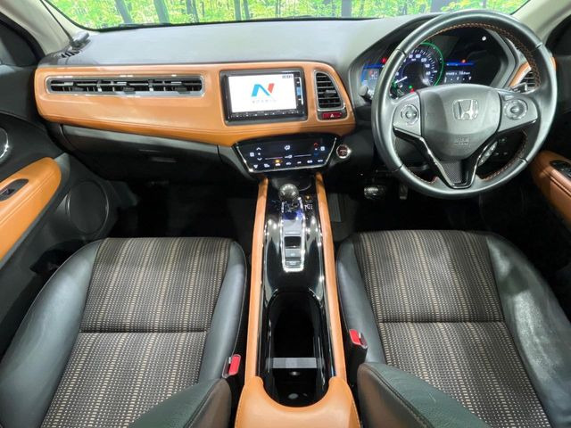 ヴェゼル1.5 ハイブリッド X Lパッケージ 4WD