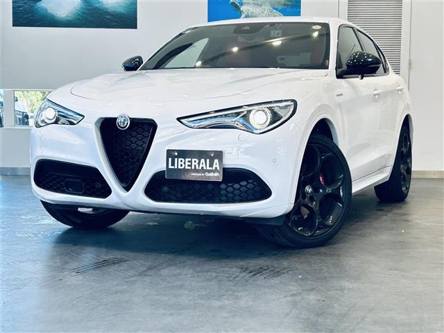 ステルヴィオ2.2 ターボ ディーゼル Q4 ヴェローチェ 4WD