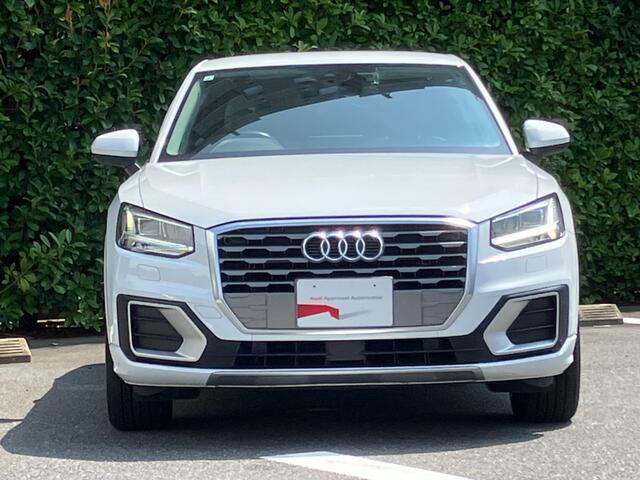 Q21.0 TFSI スポーツ