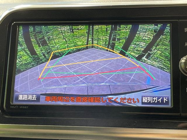 【バックカメラ】駐車時に後方がリアルタイム映像で確認できます。大型商業施設や立体駐車場での駐車時や、夜間のバック時に大活躍!運転スキルに関わらず、今や必須となった装備のひとつです!