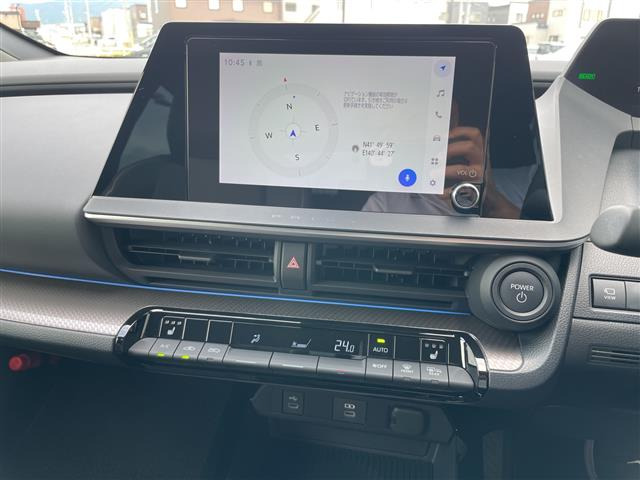 プリウス2.0 G E-Four 4WD