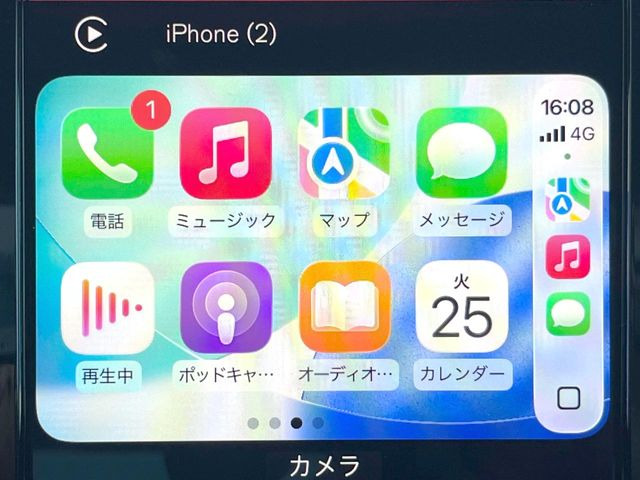 ��Apple Car Play:�X�}�z�Ƃ̗L���ڑ��ŁA�i�r�E�I�[�f�B�I�Đ��ȂǃX�}�z�̃A�v���@�\����ʂł��g����֗��@�\�ł�!