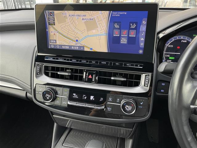 クラウンハイブリッド 2.5 S Four 4WD