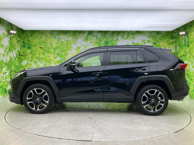 RAV42.0 アドベンチャー 4WD