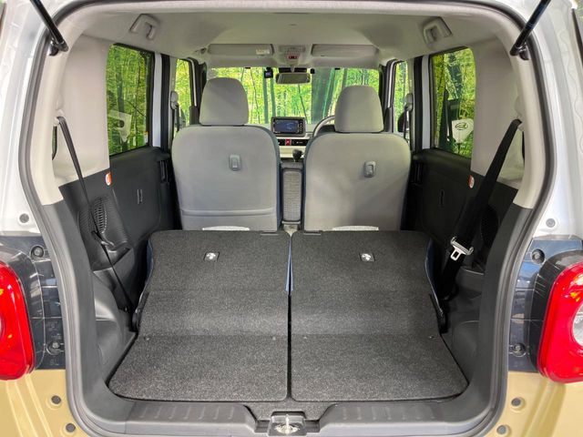普段のお買い物や通勤、送迎等に十分な荷室スペースを確保しております。セカンドシートを倒すと、大きな荷物の積載も可能です♪