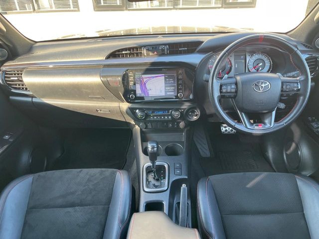 ハイラックス2.4 Z GRスポーツ ディーゼル 4WD