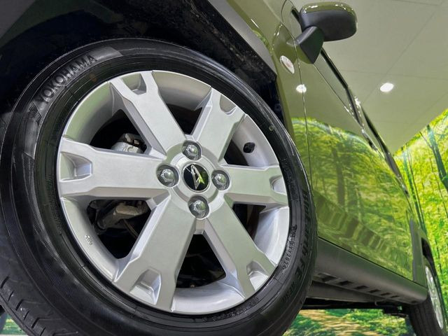 �y����15�C���`�A���~�z�C�[���z�O�ςɃ}�b�`���������A���~�z�C�[���𑕒����Ă���܂��B�e��ЊO�A���~�z�C�[����A�X�^�b�h���X�^�C�����戵�����Ă���܂��B���񂲑��k����������