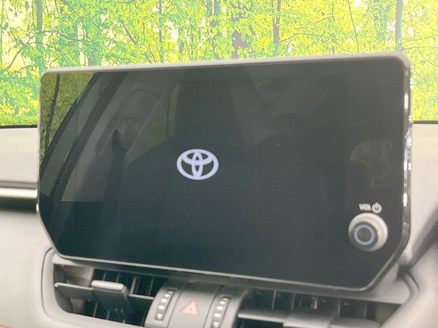 �y10.5�C���` �f�B�X�v���C�I�[�f�B�I�z���ʂ̃f�B�X�v���C��AppleCarPlay��AndroidAuto�����p�\�B�傫�ȉ�ʂŃX�}�z�i�r�A�v���������p���������܂���