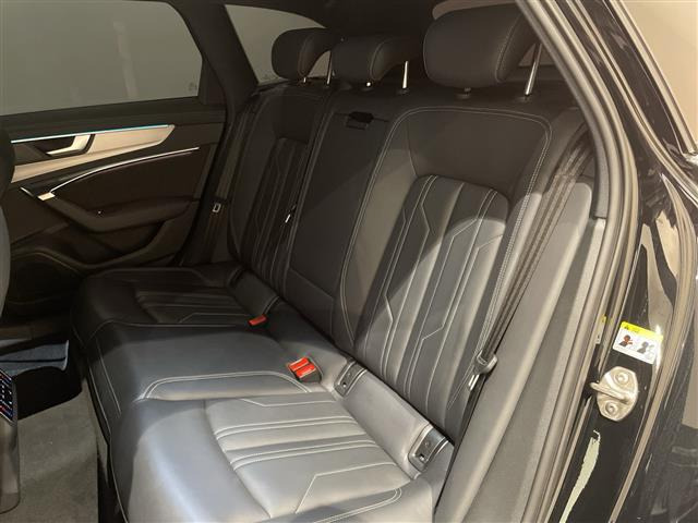 A6アバント40 TDI クワトロ Sライン ディーゼル 4WD